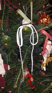 Holiday Traditions: Sue's shoelace ornament